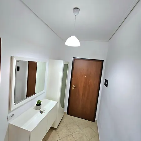 Rose Boulevard Apartment