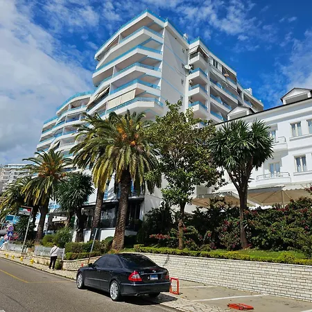Boulevard Apartman *