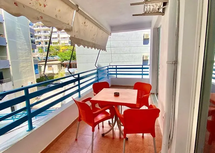 Saranda Boulevard Apartment アパート Sarandë