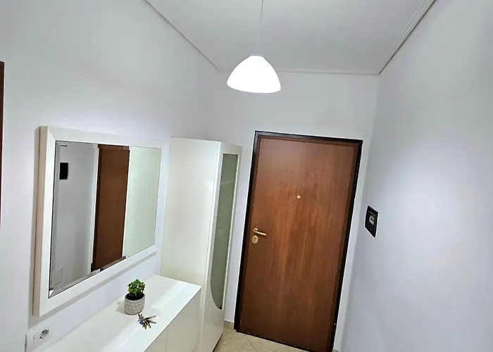 Saranda Boulevard Apartment アパート